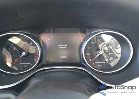 2018 Jeep Compass Latitude Fwd z USA, uszkodzony, nr VIN 3C4NJCBB0JT420459